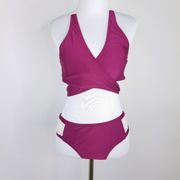 Cup She Other - Cup She Halter Crochet Detail 2 piece swim Sz L